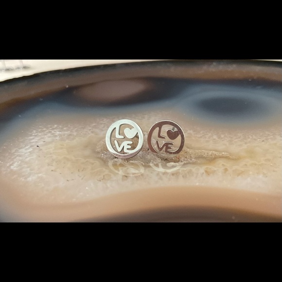 Stainless steel love earrings silver new - Picture 2 of 8